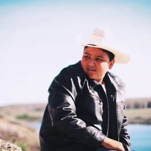 Meet your Posher, Julian